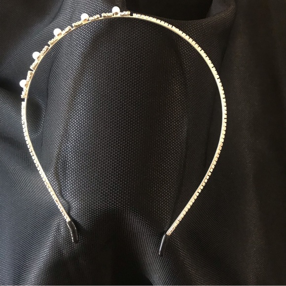 New Pearl Headband - Picture 4 of 6